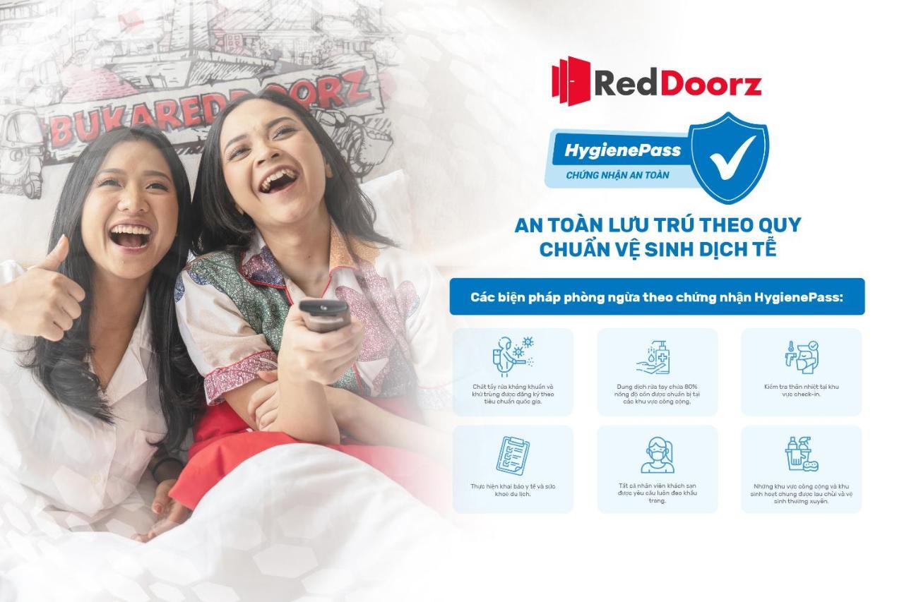Reddoorz Near Nguyen Hue Walking Street 2 - Dorms Available 호치민 외부 사진