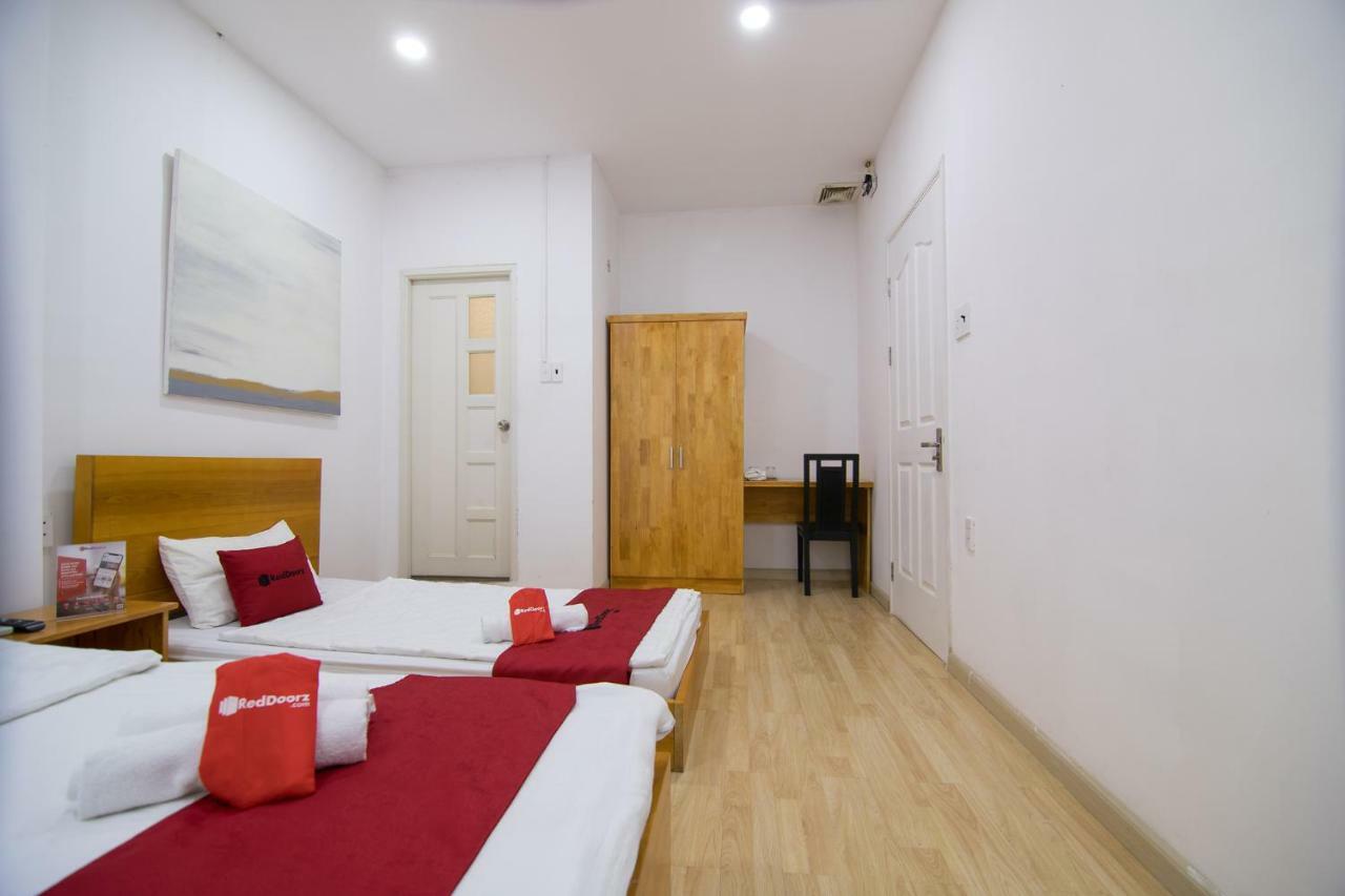 Reddoorz Near Nguyen Hue Walking Street 2 - Dorms Available 호치민 외부 사진