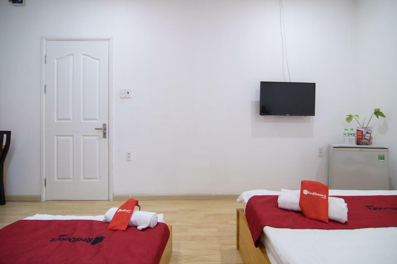 Reddoorz Near Nguyen Hue Walking Street 2 - Dorms Available 호치민 외부 사진