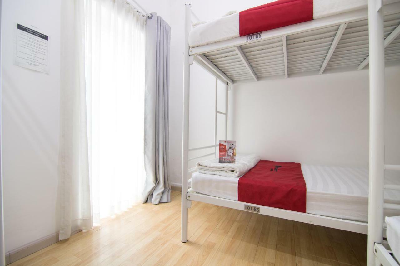 Reddoorz Near Nguyen Hue Walking Street 2 - Dorms Available 호치민 외부 사진