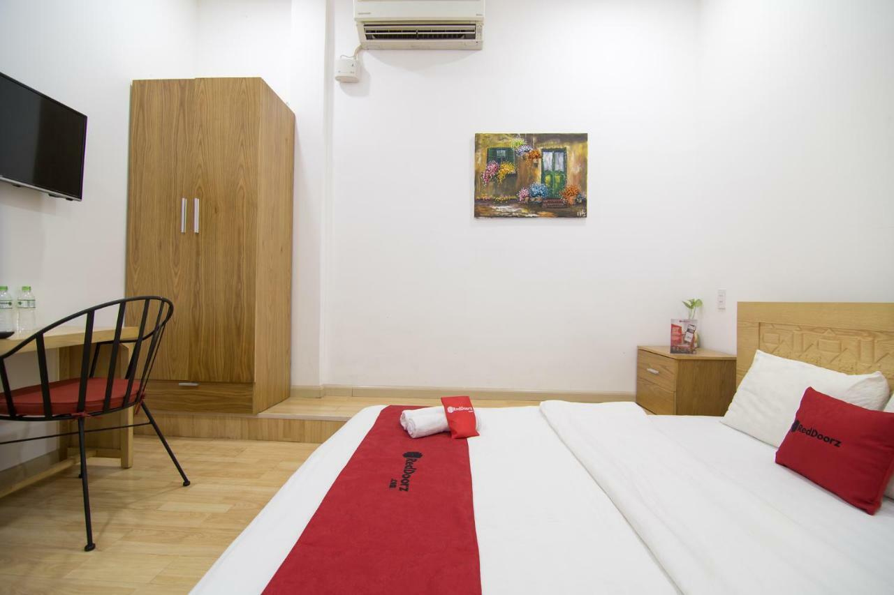 Reddoorz Near Nguyen Hue Walking Street 2 - Dorms Available 호치민 외부 사진